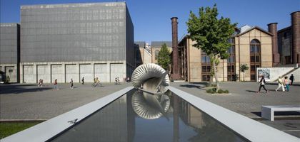 İstanbul Bilgi Üniversitesi kapatıldı
