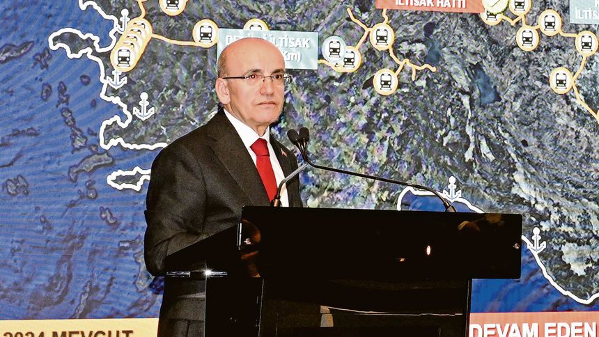 Bakan Şimşek: İş dünyası olarak endişeleri bırakın, fırsatlara bakın