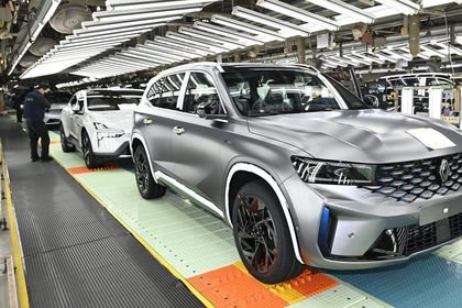 Küresel satrançta yerel kaleler