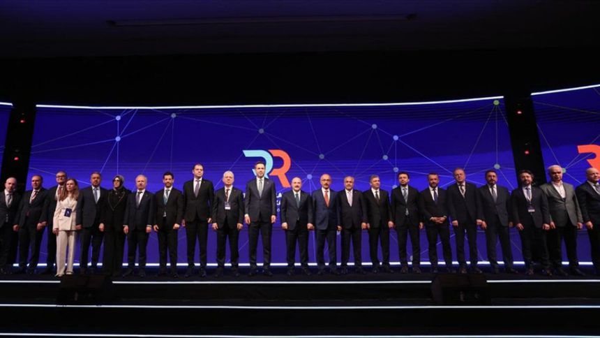 Bakan Bayraktar: 3 yılda fatura desteklerimiz 1,85 trilyon liraya ulaştıc