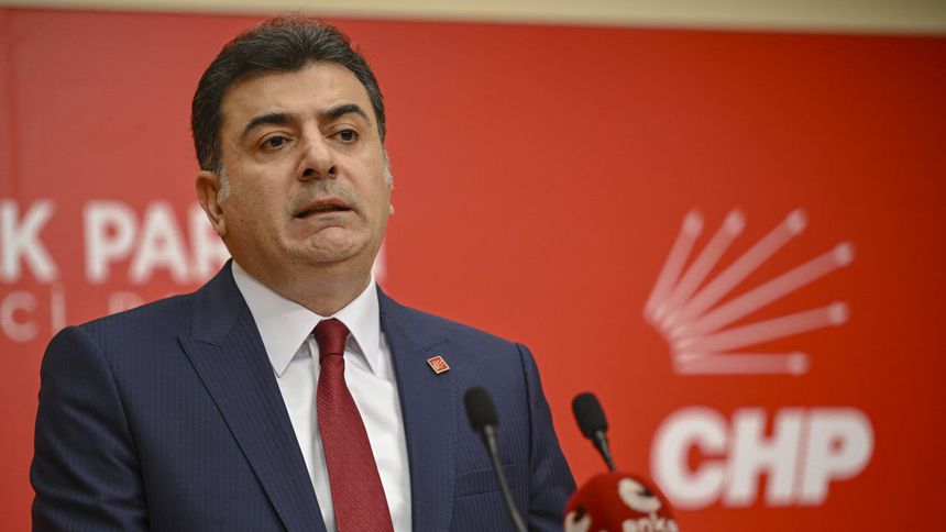 CHP Sözcüsü Zeynel Emre: Ortada bir hukuksuzluk var, adayımıza sahip çıkacağız