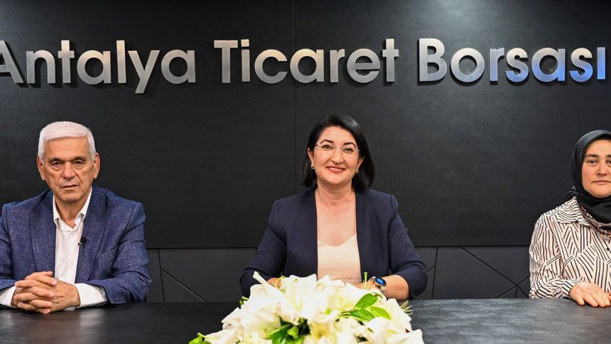 'Mazotta yattan ÖTV almıyorlar, çiftçiden alıyorlar'