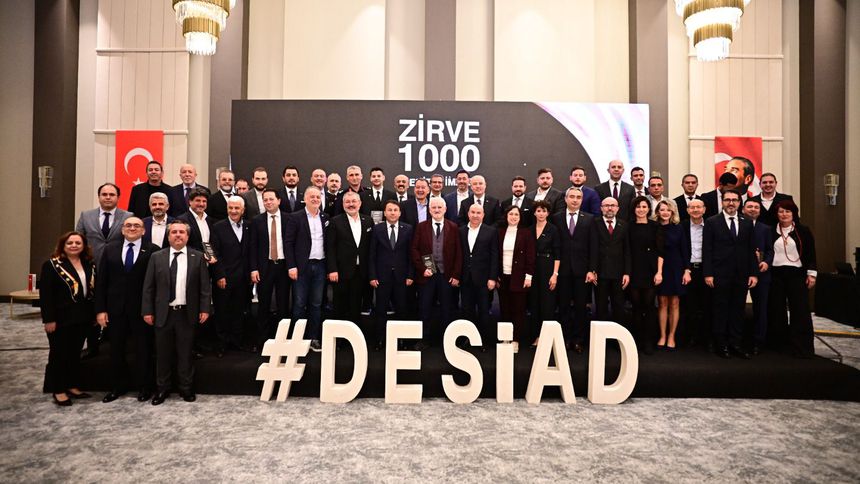DESİAD, İSO 1000’e giren Denizlili sanayicileri ödüllendirdi