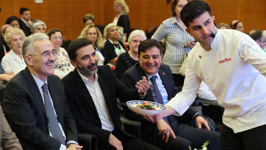 Bursa’nın asırlık lezzetleri aynı sofrada buluştu