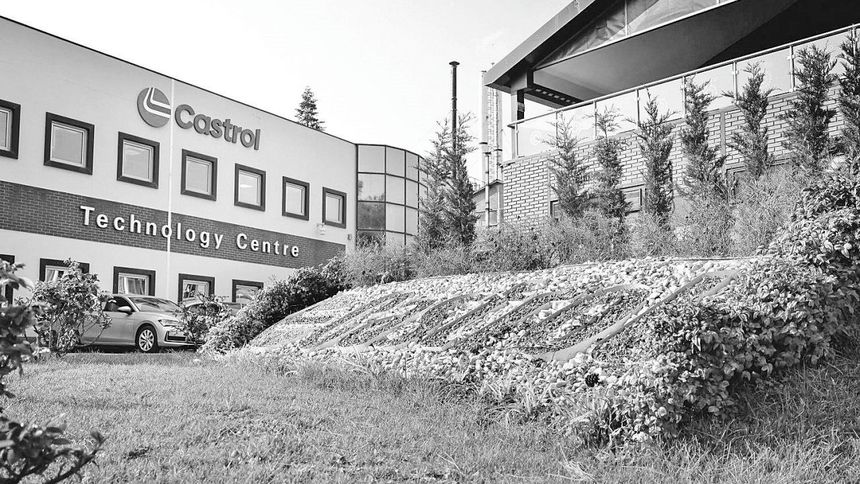 Madeni yağda kapasiteyi büyüttük, Türkiye’de akü üretimine başladık