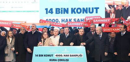 Cumhurbaşkanı Yardımcısı Yılmaz: Deprem sonrası en hızlı toparlanan il Gazi Şehir!