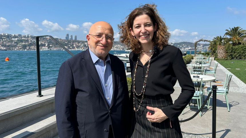 ‘Yapay zeka’, öğretmenin yerini almak için değil, ‘güçlendirmek’ için var