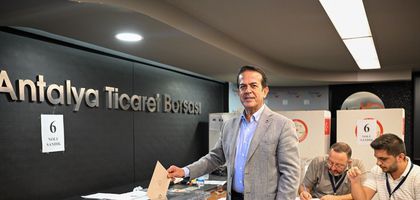 Antalya Ticaret Borsası’nda seçimin ilk turu tamamlandı