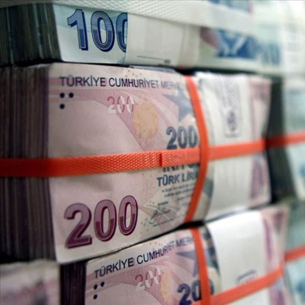 Rekor borçlanmada 'üç aylar' başladı!