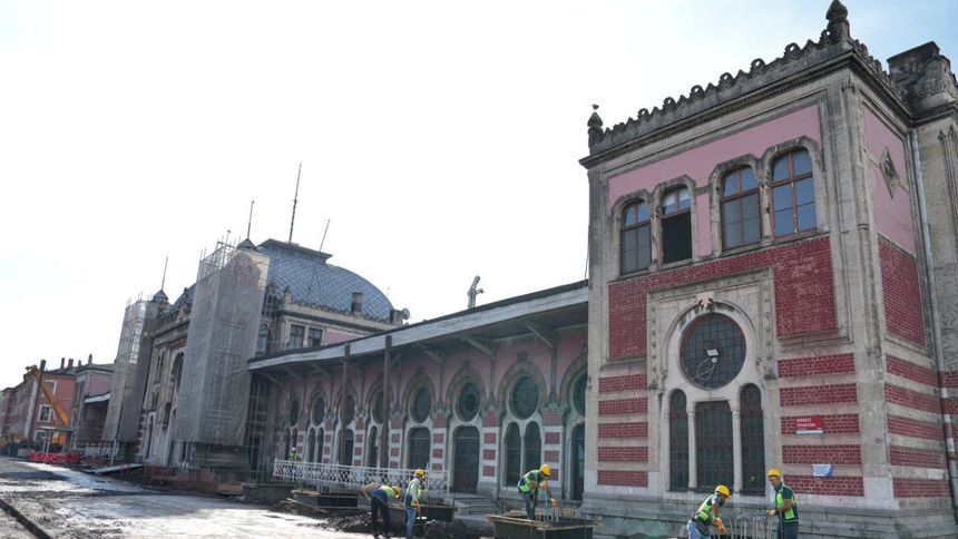 Bakan Ersoy: Sirkeci Garı otel ya da AVM olmayacak