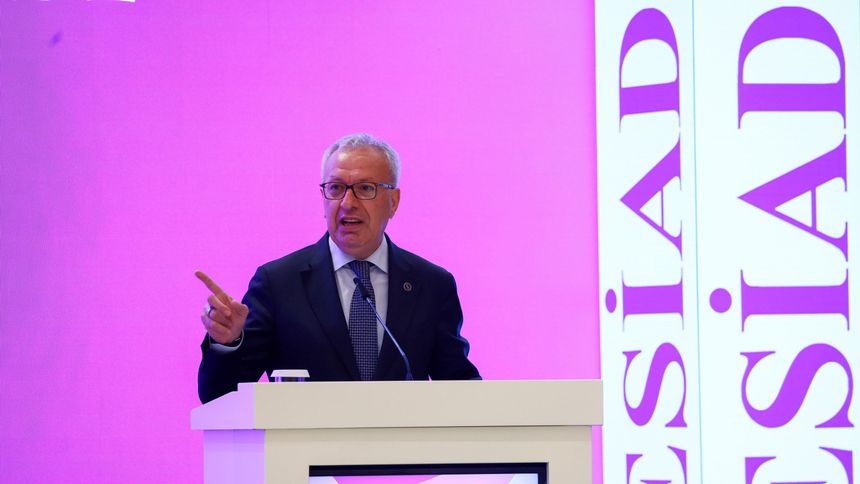 İş Bankası Başkanı Adnan Bali:  “Orta gelir tuzağını, teknoloji, inovasyon, hukuk ve eğitimle aşarız”