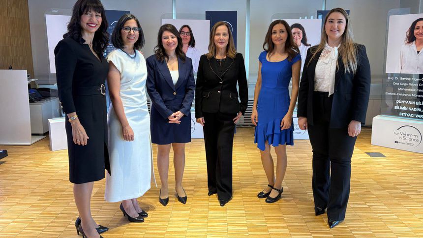 L’Oréal Türkiye, 23 yıldır bilim kadınlarını destekleyerek rol modeller yaratıyor
