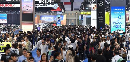 İki farklı laboratuvar