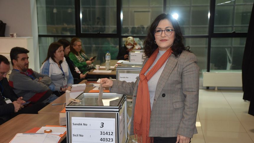 Mimarlar Odası Bursa Şubesi’nde Şirin Rodoplu Şimşek yeniden başkan