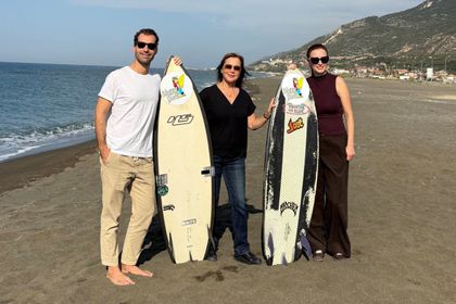 Hatay Sörf Merkezi gençlere Akdenizli olduklarını hatırlatıyor