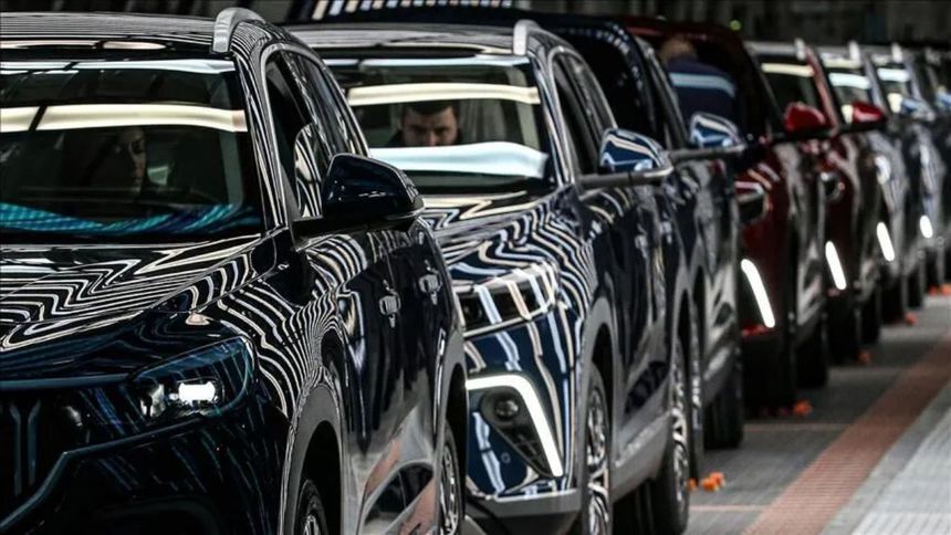 Otomobil satışları 9 ayda yüzde 15,5 geriledi