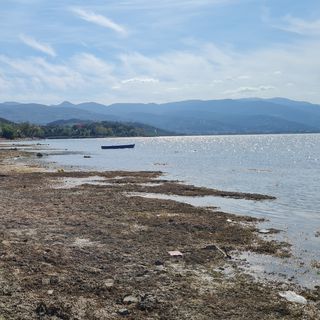 Sapanca gölü, kişisel ve dar çıkarlar  için harcanmayacak kadar değerlidir