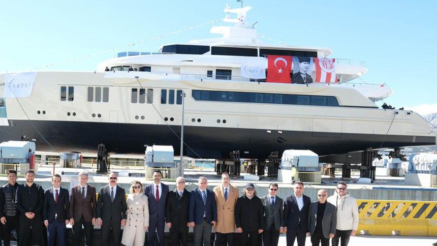 50 milyon Euroluk yat denize indi