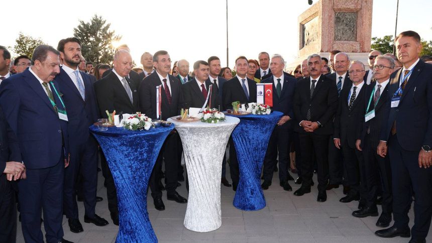 Cevdet Yılmaz: Sosyal konutlar için bütçeye 100 milyar lira koyduk