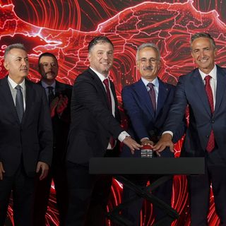 Vodafone Türkiye ve DAMAC’tan veriye 300 milyon dolar yatırım