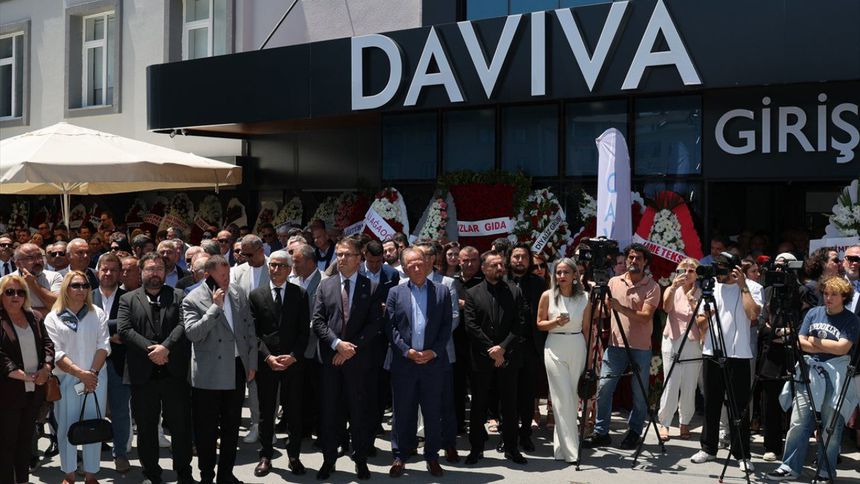 Daviva, ilk özel hastanesini Avcılar'da açtı