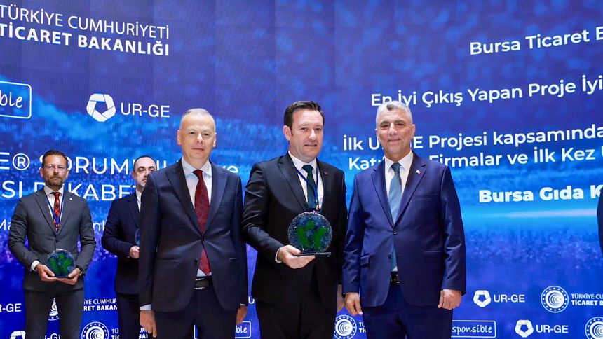 Bursa TB'nin Gıda UR-GE Projesine 'En İyi Çıkış Yapan UR-GE' ödülü