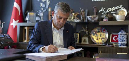 Özgür Özel, Yeni Parti Genel Başkanlığına seçildi