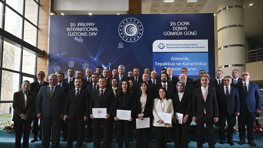 Bakan Bolat: 2025'te gümrüklerimizden 187 milyon yolcu geçti