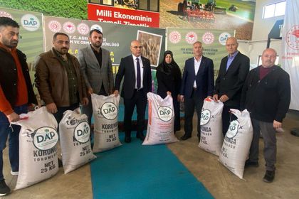 Ağrı'da çiftçilere 120 ton tohum dağıtıldı