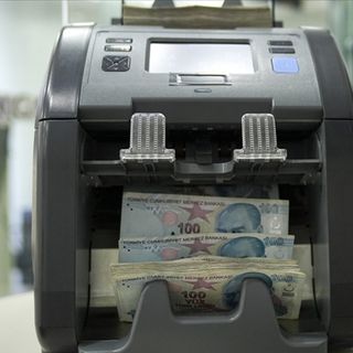 Mevduat en kısa vadeye yığılıyor