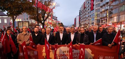 Cumhuriyet coşkusunda Bursa tek yürek