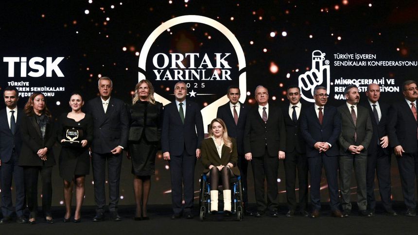 Sosyal sorumluluk projeleri ödüllendirildi