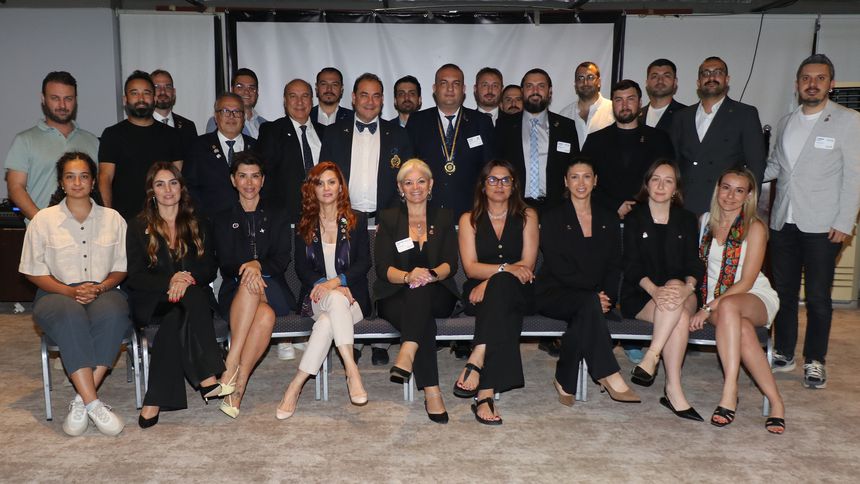 Dünyanın ilk Kurumsal Rotary Kulübü İzmir’de kuruldu