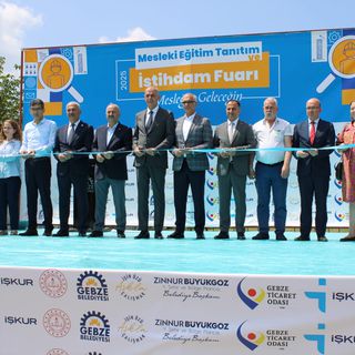 '2025 Mesleki Eğitim Tanıtım ve İstihdam Fuarı' başladı
