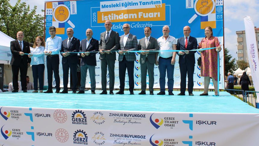'2025 Mesleki Eğitim Tanıtım ve İstihdam Fuarı' başladı