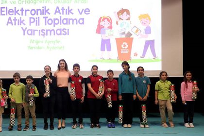 Sakarya’da, elektronik atık yarışmasında okullar ödüllendirildi