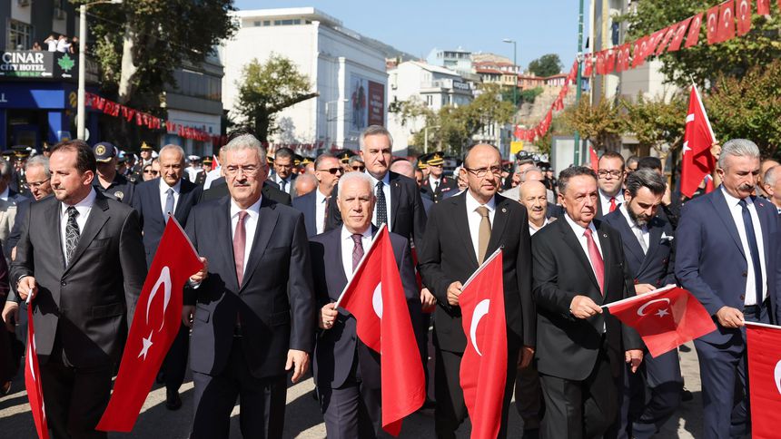 Bursa’nın Yunan işgalinden kurtuluşunun 103. yıl dönümü kutlandı