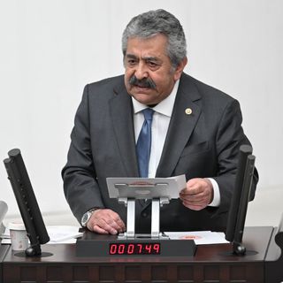 MHP 'Terörsüz Türkiye' raporunu Meclis'e sundu