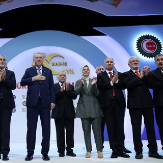 Erdoğan: Hepimizi sıkıntıya sokan hayat pahalılığı meselesini mutlaka çözeceğiz