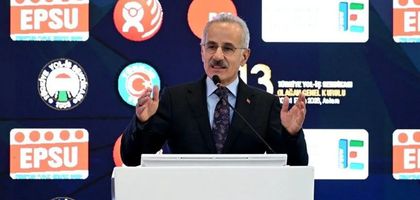 Uraloğlu: 77 ilimizi bölünmüş yollarla birbirine bağladık