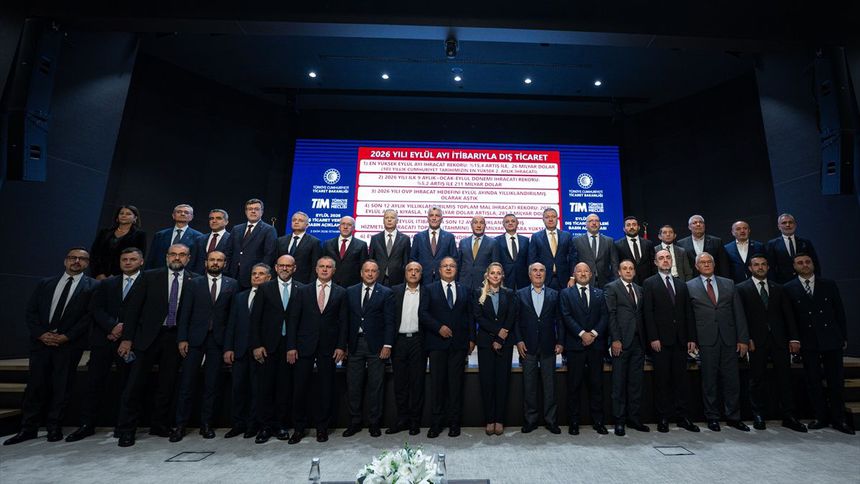 Bakan Bolat: İhracatta parlak bir 9 ayı geride bıraktık