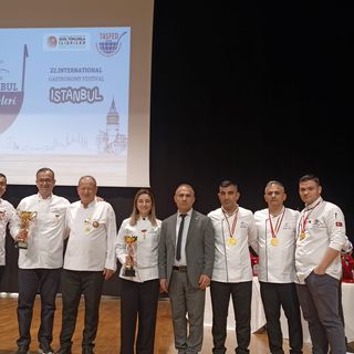 ESBAŞ aşçıları uluslararası yarışmadan altın ünvanlarla döndü