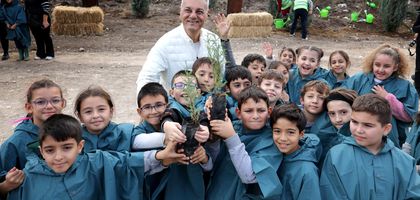 ALJ Türkiye 'Ağaçlandırma Seferberliği’nin ilk adımını 310 bin fidan ile İzmir’de attı