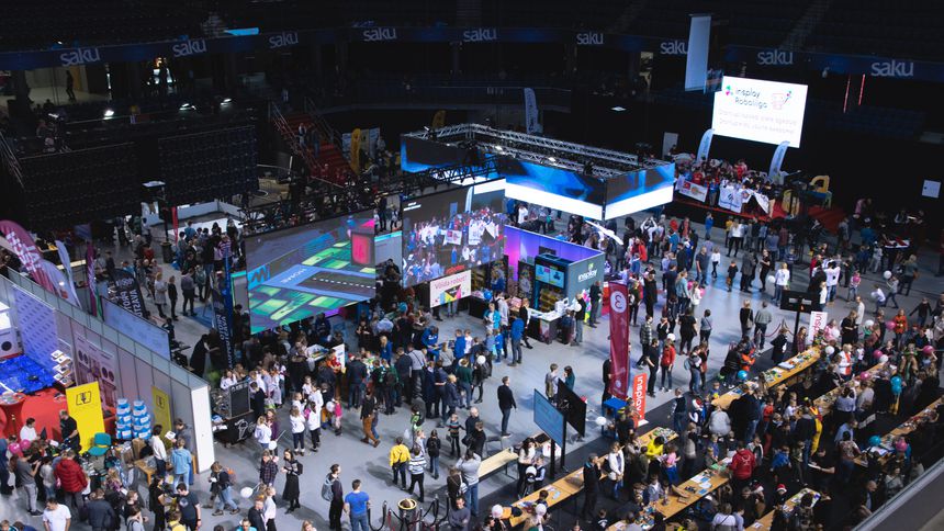 İnegöl Doğa Koleji öğrencileri Estonya’dan ödülle döndü