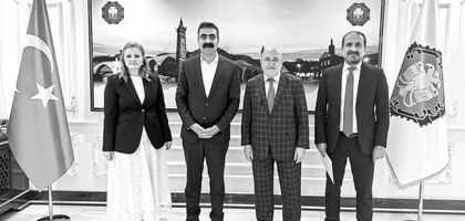 'Borcumuz yok gibi, notumuz yüksek, Diyarbakır’a raylı sistem için önümüzü açın'