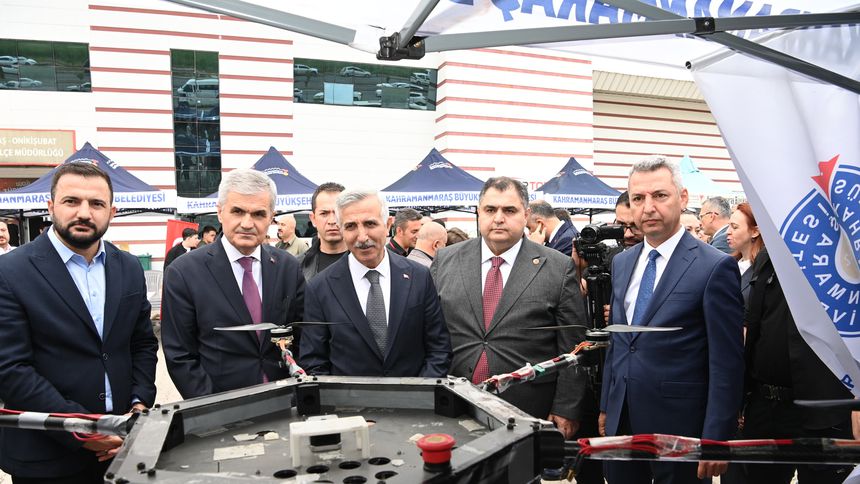Teknoloji tutkunu gençler Robotik Festivali'nde buluştu