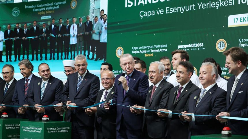 Erdoğan: Yıl bitmeden 38 bin hekim dışı personel alma ilanına çıkacağız