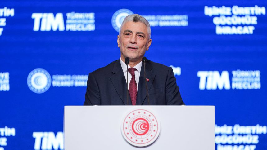 Bolat: 390 milyar dolarlık ihracat hedefini gerçekleştirmiş olmanın mutluluğunu yaşıyoruz