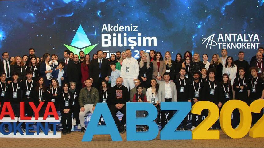 9. Akdeniz Bilişim Zirvesi 5 Aralık'ta
