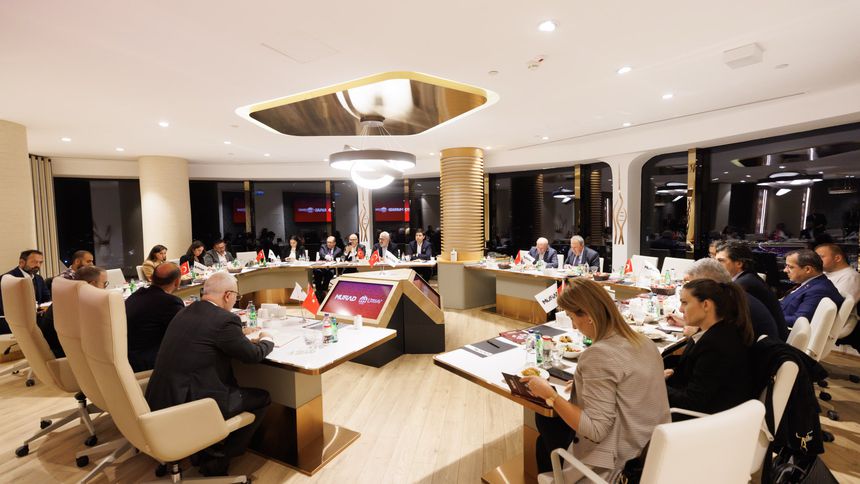 O çuvaldızı özel sektöre de batıralım